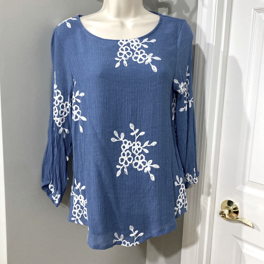 Anneliese Dusty Blue Textured Embroidery Top